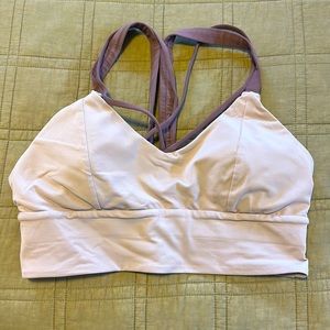 Lululemon sports bra